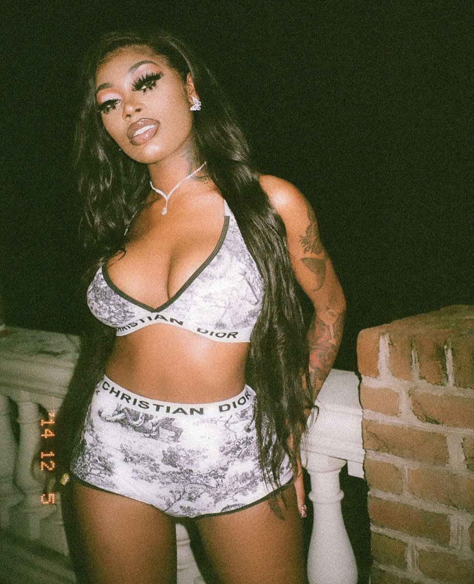 6. asian doll  [ @AsianDaBrattt]