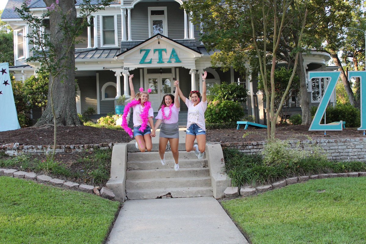 ★Zeta Tau Alpha★ tweet media