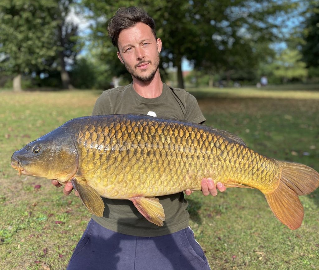 22lb park lake common