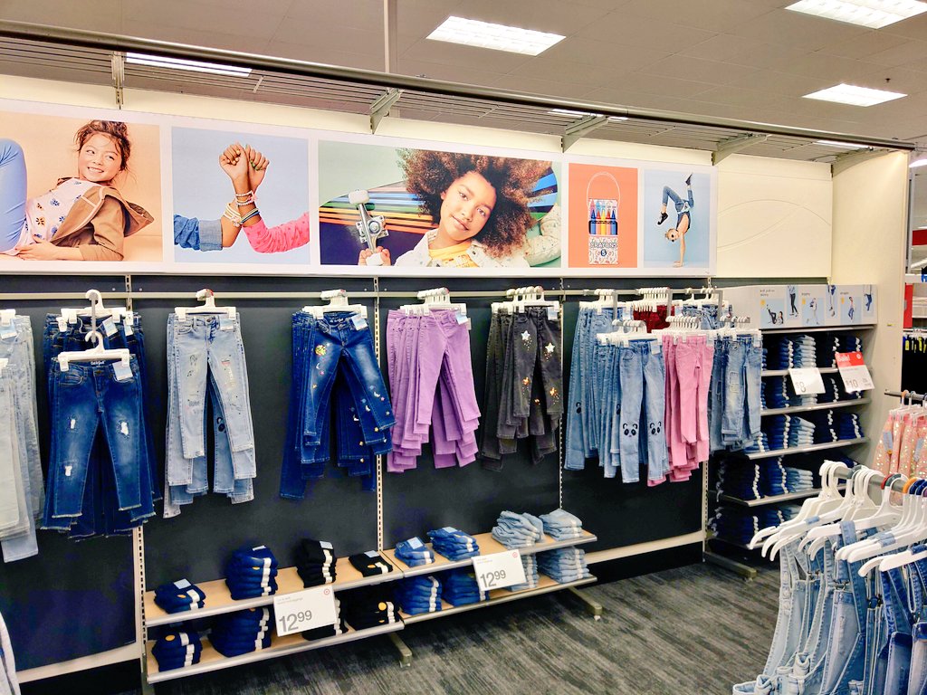Style team bringing a ton of #JOY with setting some Halloween clothes early! I love how they focus on the guest experience!!!!! #TARGET #T1278 #Halloween2020 <a href="/amoellr/">Austin M</a> <a href="/AustinAtTarget/">Austin Bearden</a> <a href="/Smeyer37/">Stephanie meyer</a> <a href="/heit_tim/">Tim Heit</a> <a href="/RicaDevas/">Erica DeVasier</a>