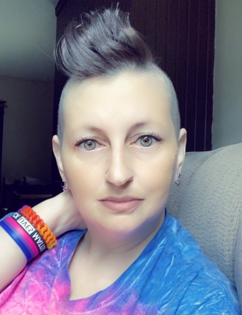 SaltAndSlowBurn's tweet photo. why can’t #disasterbi be trending.
okay fine. #bisexual and proud https://t.co/wXox0MLSob