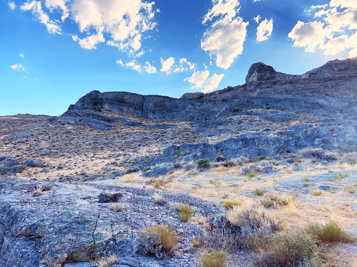 Jen_Yale7's tweet photo. Just another place we got to find by hiking to ❤️🥾 #hikingtrails #utahhikes #mountainsarecalling #exploremore https://t.co/bTyFXKRFN3