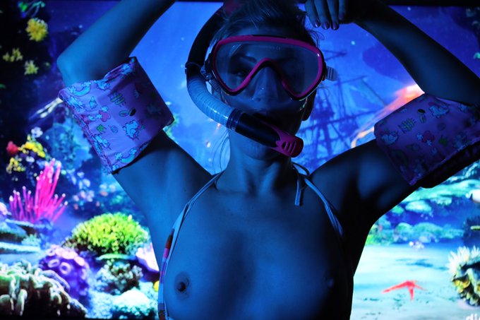1 pic. See My Live Squirting Show on https://t.co/G35udg9dZV Tonight at 11pm EDT!!! https://t.co/lXR