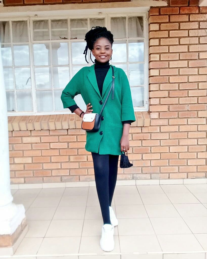 DiariesOfBeyona's tweet photo. Ganke ke tlolwa!
@KenoCustomSuits is looking for a female #faceofkeno
#kenocustomsuits
#thatkenolife
Bernice being a model vs Bernice going out to play https://t.co/OAqY81TBQO