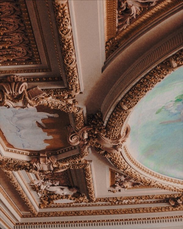 𝐠𝐨𝐥𝐝𝐞𝐧 — 𝐀𝐧𝐜𝐢𝐞𝐧𝐭 𝐆𝐫𝐞𝐞𝐤