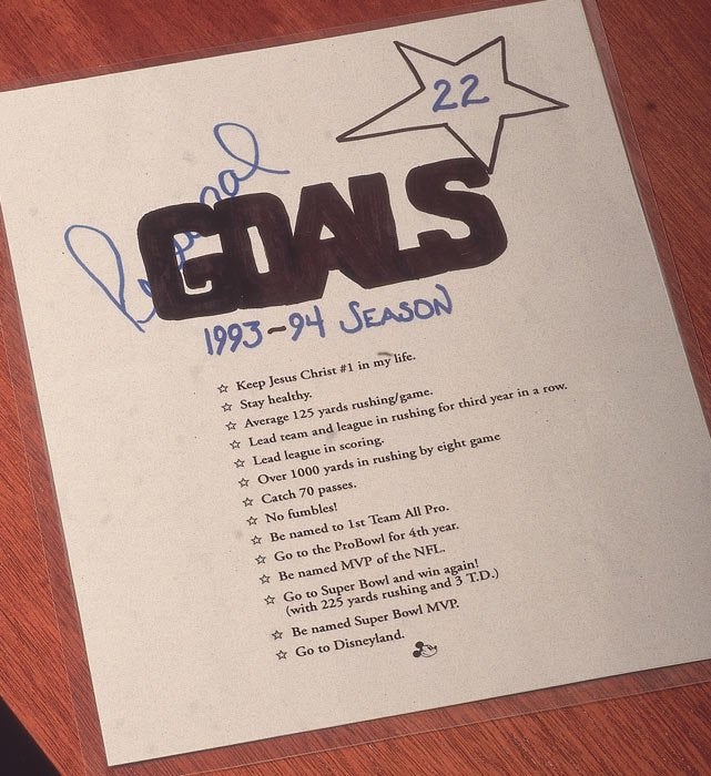 #catch22 #texashighschoolfootball <a href="/EmmittSmith22/">Emmitt Smith</a> <a href="/HarlingenC/">Harlingen High S&C</a>