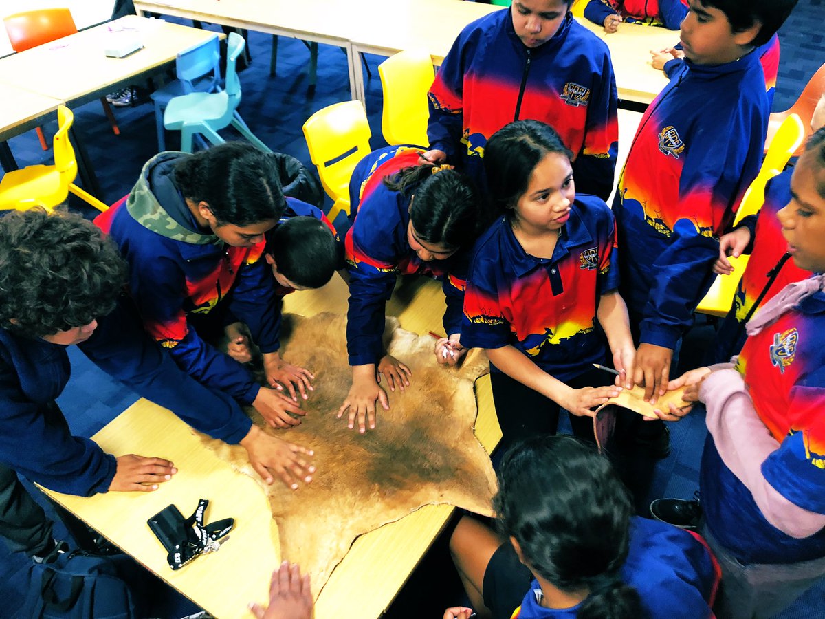 An incredible Barkindji language lesson with Aunty Deliice about Thalta (kangaroo). We were lucky to feel the skin of a kangaroo and see the amazing artwork painted by her cousin on the back. #connectiontocountry #alwayswasalwayswillbe #teamdareton <a href="/DaretonS/">Dareton Public School</a>