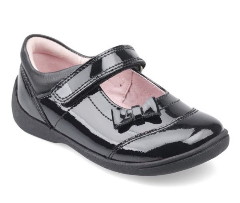 cheekymonkeysuk's tweet photo. Think we’ve got all options covered💕
✅ School shoes
✅ Lincoln
✅ Retford
✅ Just turn up, or
✅ Book your time, or
✅ Online
—> https://t.co/MBHQZix89E🛍
#backtoschool #shopsafer #schoolshoes https://t.co/J6oPMRwuLd