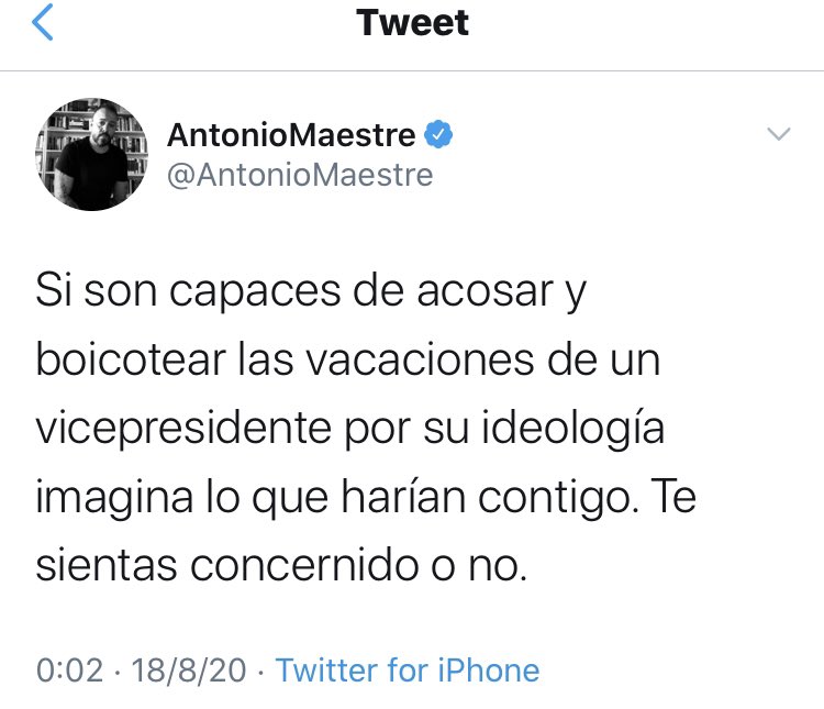 Estos dos tweets así. Juntos.
