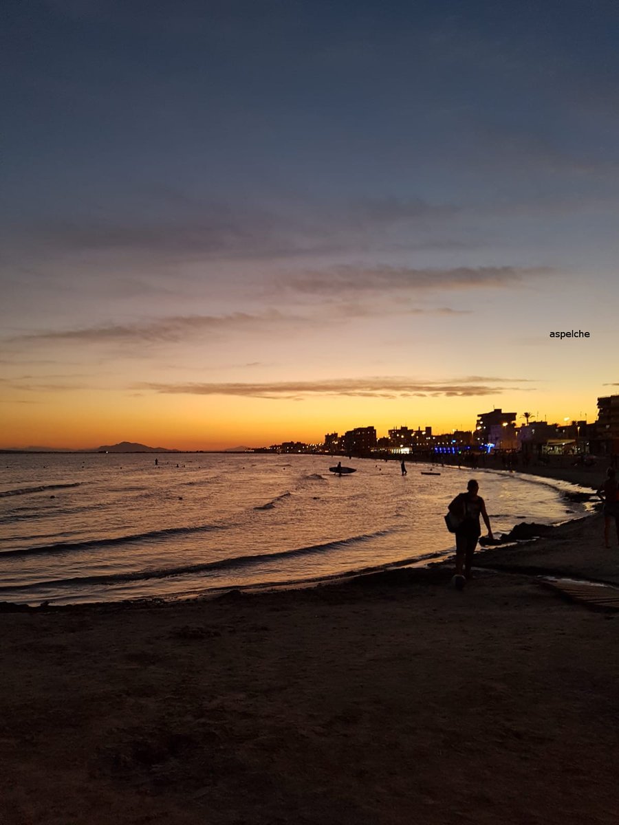 Puesta de sol, y casi del verano... Santa Pola.