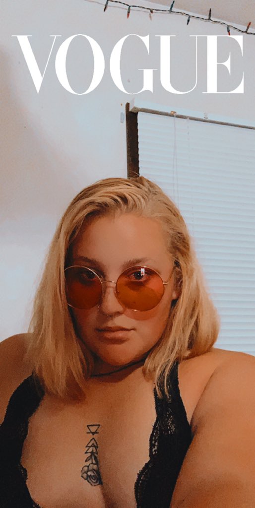 Baby16Addy's tweet photo. @Ruby_Louu @newgoddess5 Follow and dm 🤤😘 make sure you follow all the other lovely ladies https://t.co/BaXdyEFJgS