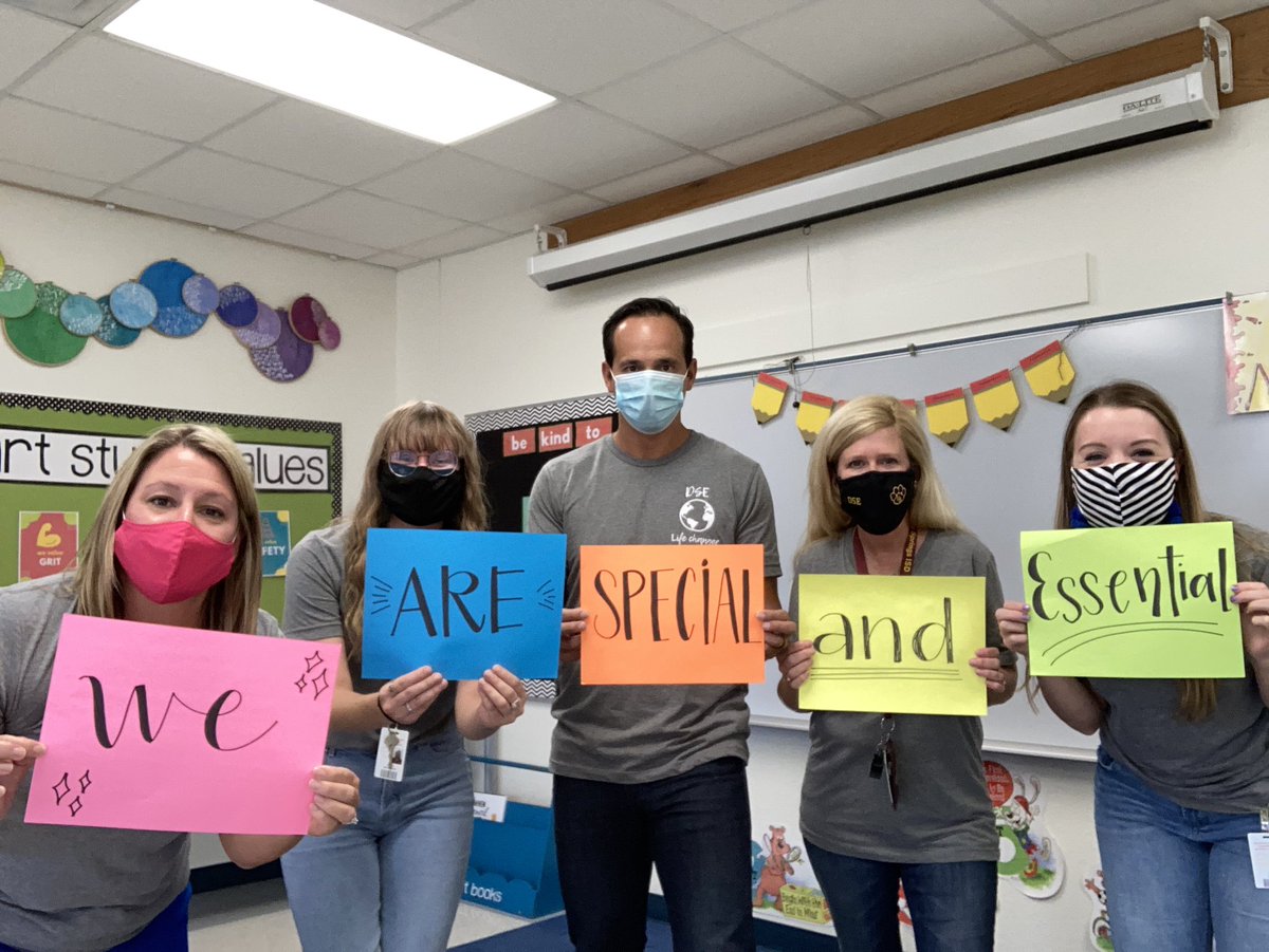 I love my team!! ⚽️🎵🏀🏐🎨We are ‘rebranding’ this year to ‘Essential Areas’-but we’re still special!
#beDSE