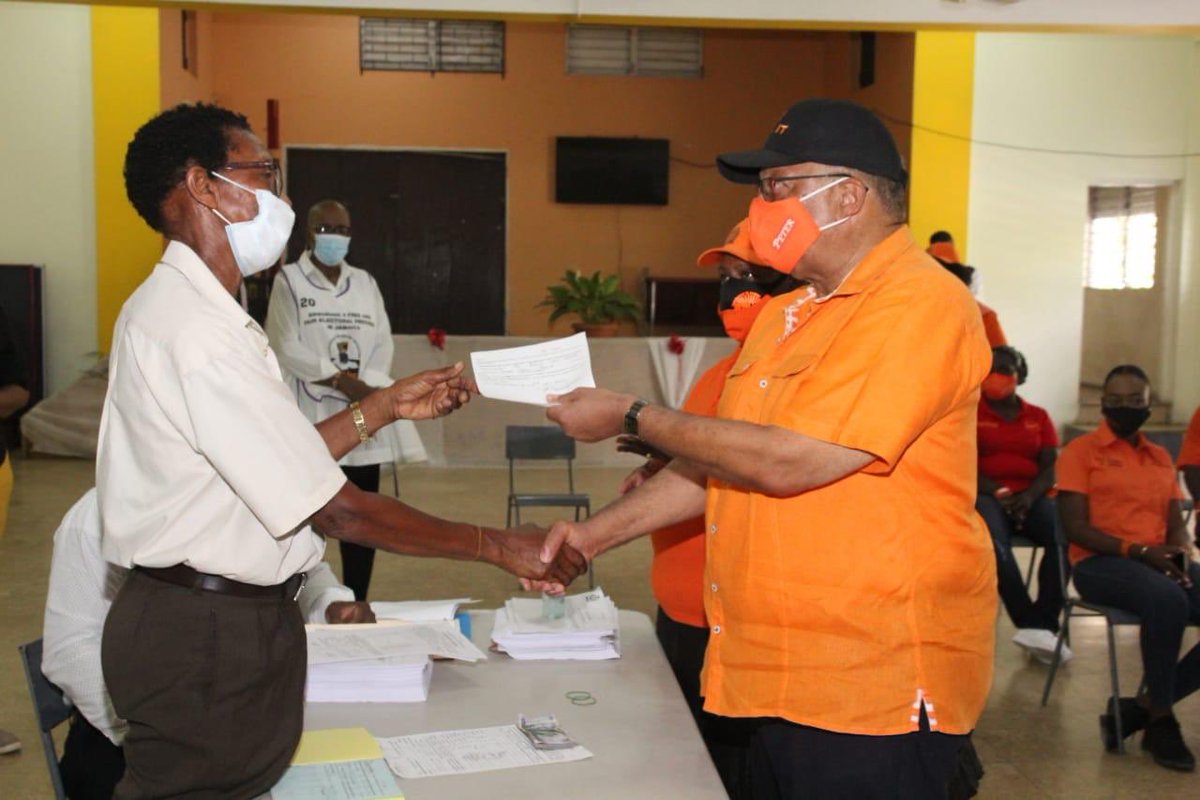 PNPYOJa's tweet photo. Our Comrade leader @DrPeterPhillips is ready to continue his work in East Central St. Andrew and to become the next PRIME MINISTER of Jamaica 👊🏾💥
#BuildingYourJamaica #SweepDemOut
#Comradeleader https://t.co/yMaCSgnURT