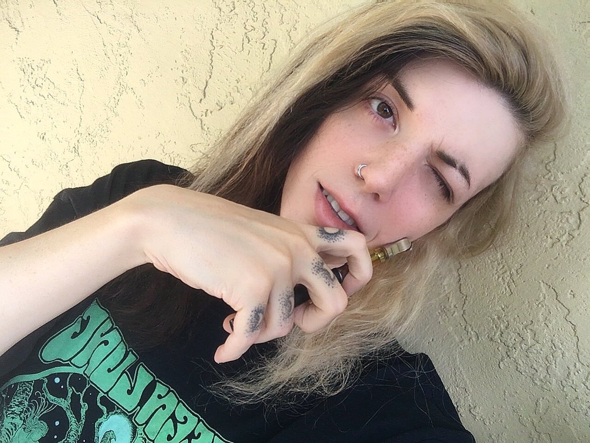 Chelsea Kos 🌻 on X: who gave me permission to be hot  t.coXPR2MzWBKK  X