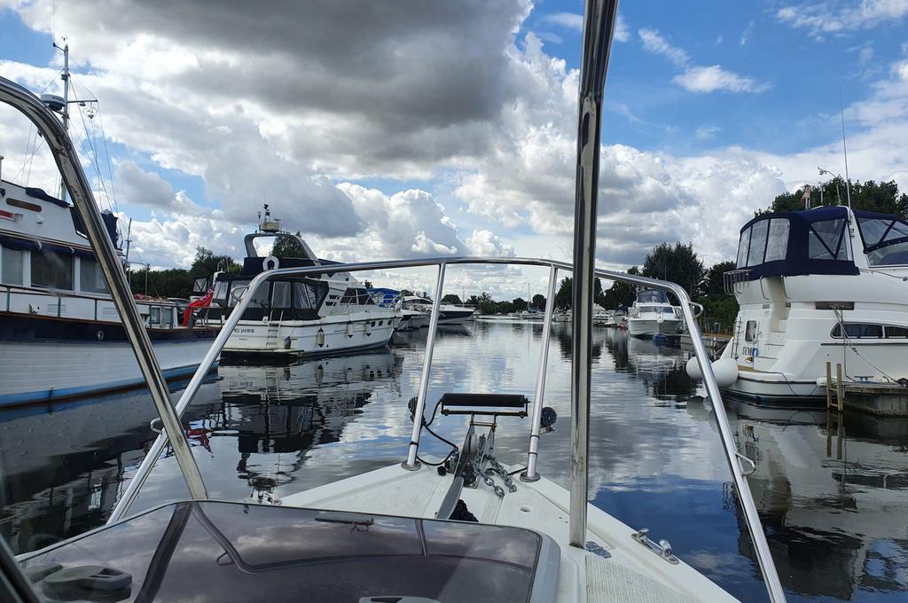 BroadsBeat (@broadsbeat) on Twitter photo Early shift patrolling the River Yare following up crime enquiries Drug Intel & seeking locations of vessels commiting various <a href="/BroadsAuth/">Broads Authority</a> byelaw offences over past week ☀️⚓👨✈️
#1048 #659 <a href="/NorfolkPolice/">Norfolk Police</a> Early shift patrolling the River Yare following up crime enquiries Drug Intel & seeking locations of vessels commiting various <a href="/BroadsAuth/">Broads Authority</a> byelaw offences over past week ☀️⚓👨✈️
#1048 #659 <a href="/NorfolkPolice/">Norfolk Police</a>