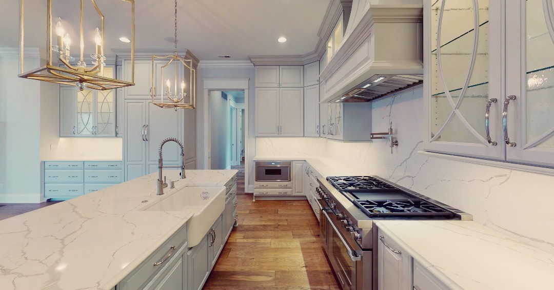 This spacious kitchen in the Villa Finale by Mastercraft Homes is perfect for cooking! 😍

Visit the Villa Finale today - simply click on the link below.

my.matterport.com/show/?m=ggUX5W…