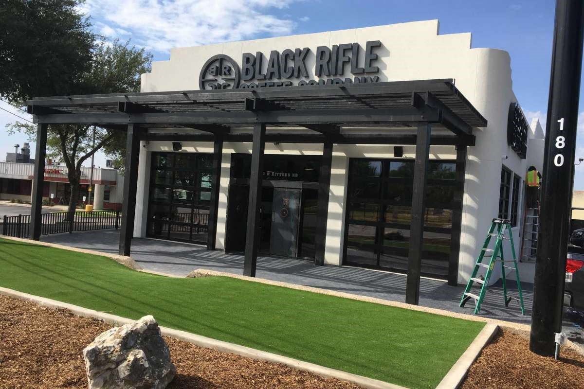 MetroBuilt's tweet photo. It was great getting to build @blckriflecoffee 's first San Antonio location! #METROBuilt #BuildingSomethingBetter
https://t.co/5GvCjIWLgz https://t.co/Yfcjj9Ofhj