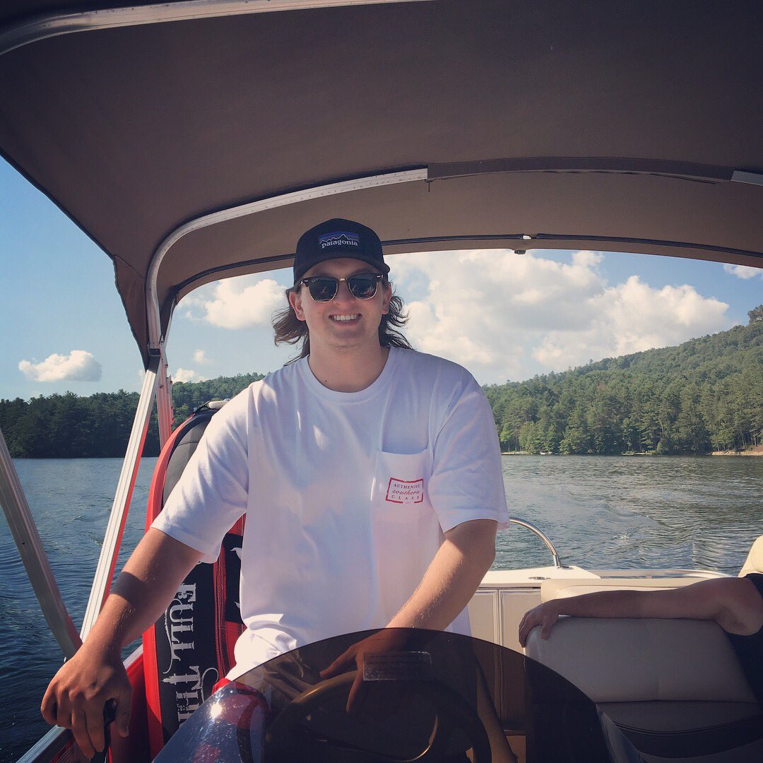 katelyndean2001's tweet photo. For those of you who didn’t know, I’m Collin’s sister. I just want all of his many friends to know that my family and I have absolutely loved seeing all the posts of all of your favorite memories with Collin. Keep them coming it helps more than you know. #livelikemeandean #CD4VP https://t.co/vyiGUN7fuq