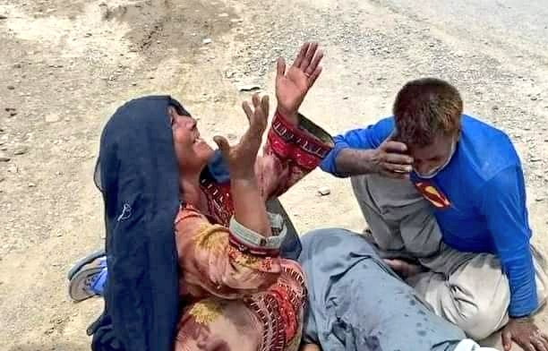 Shykh_Wasiullah's tweet photo. How to explain the pain .. I have no word 😭💔
#JusticeForHayatBaloch https://t.co/omchA3vRqk