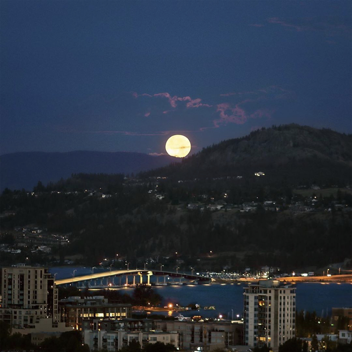 The beautiful moon over Kelowna shared by @KelownaNow and taken by @okv_pix on Instagram - just stunning! #OKWineFests