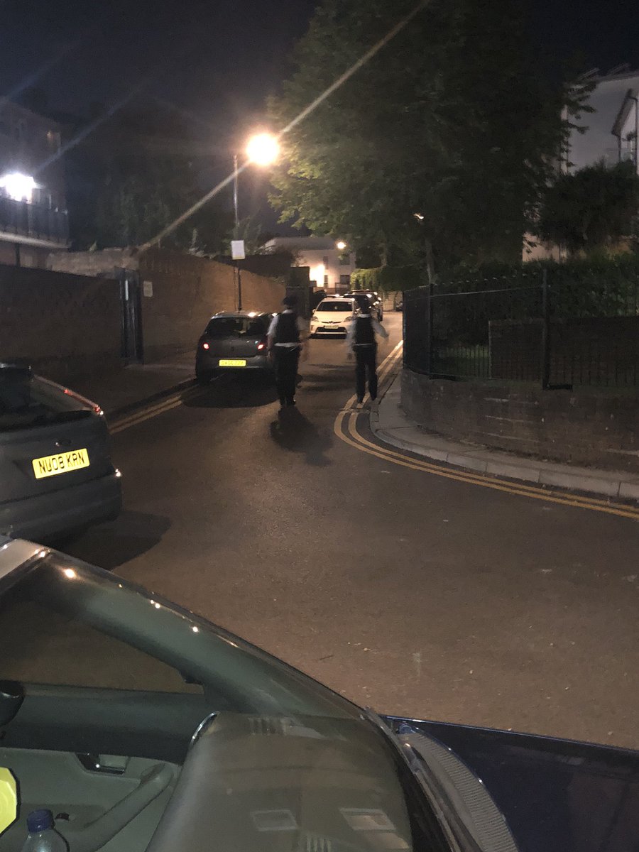 MPSWForest's tweet photo. #TaskingTeam patrols of the Vine Street, #walthamstow.
Report criminality anonymously via @CrimestoppersUK https://t.co/lUgRLZ8yhj