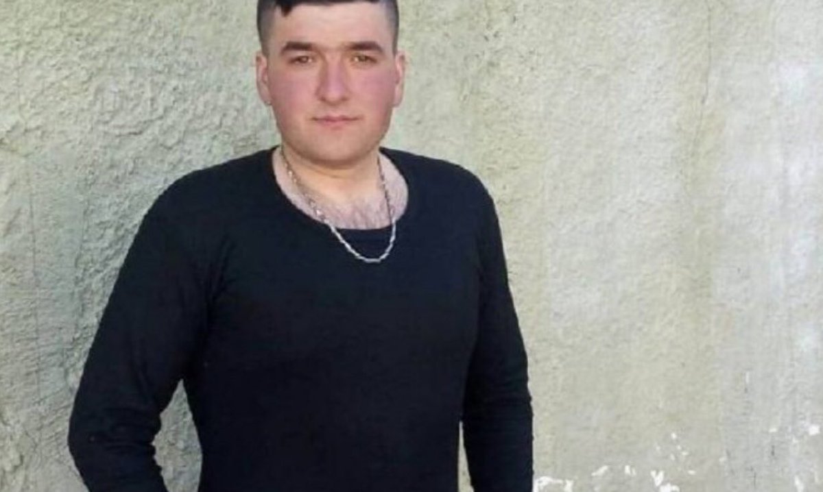 Tecavüz edeni hapse attırmaya çalışıyoruz, halimize bak.

 #MusaOrhanTutuklansin