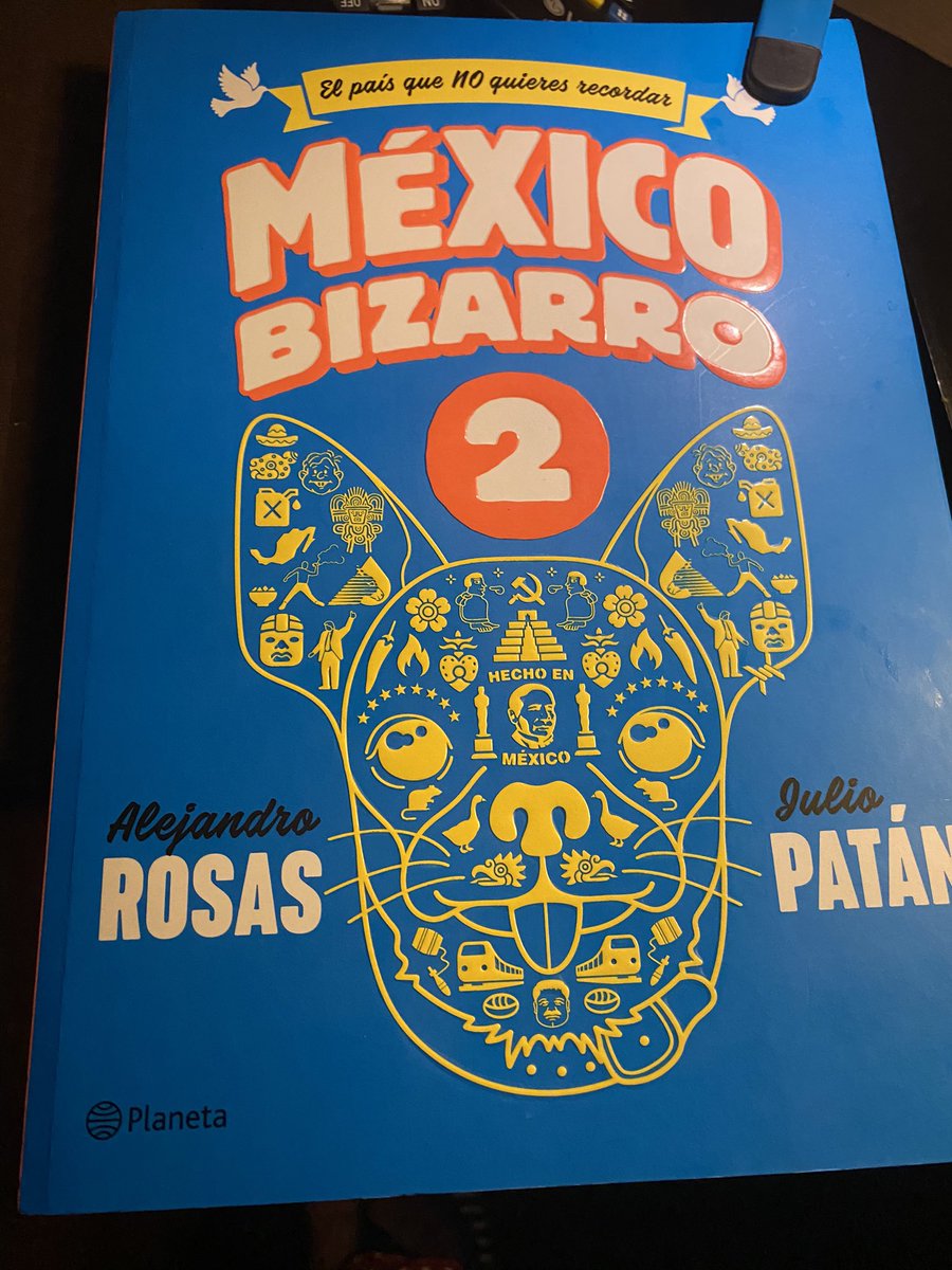 -Su afición a las mujeres era peligrosa, para los demás y, según descubrió demasiado tarde, para él.
Fue culto mujerigo y violento. 
Con ustedes: Carlos Denegri 
México bizarro 2  #NocheDeMartes