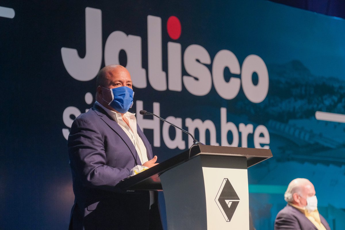 EnriqueAlfaroR's tweet photo. Cuando llegó la pandemia a nuestro estado, lo único claro era que teníamos que actuar a tiempo antes de que el virus nos ganara terreno, pero sobre todo que debíamos hacer de la solidaridad nuestra mejor herramienta para salir adelante y el mejor ejemplo fue #JaliscoSinHambre. https://t.co/5sab6uDibi
