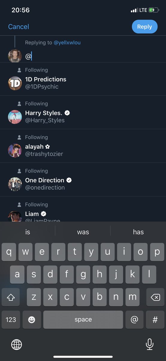 itchytoaster's tweet photo. @yellxwlou @Harry_Styles exposed bitch https://t.co/QaFnfyR8Bf