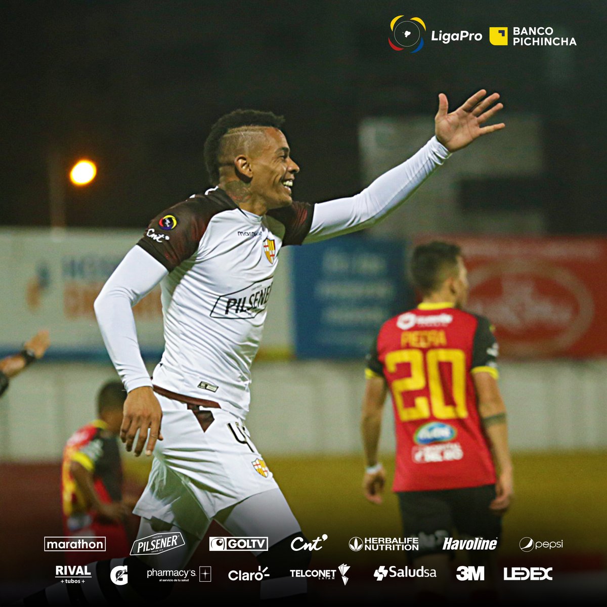 BarcelonaSC's tweet image. ¡Goleada en Cuenca! ⚽️⚽️⚽️
#BSC hilvanó su segundo triunfo seguido y sumó 11 puntos en la parte alta de la #LigaProBancoPichincha ➡️ barce.link/NotaWeb

#VamosÍdolo 🟡⚫️