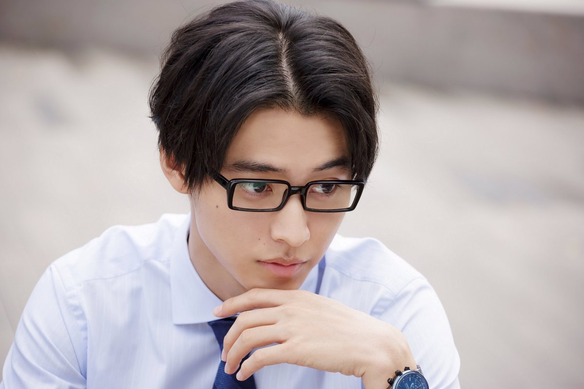 #映画ヲタ恋 円盤、本日発売‼️

🎮重度のゲーヲタ・二藤宏嵩（#山﨑賢人）
ハイスペック眼鏡

円盤PR動画
youtu.be/XehhalAICzc

#高畑充希 #菜々緒 #斎藤工 #賀来賢人 #今田美桜 #若月佑美 #ムロツヨシ #佐藤二朗
#ヲタクに恋は難しい #ヲタ恋 #福田雄一