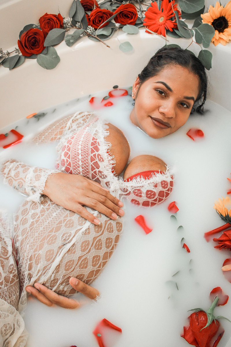Played in some milk with the sweetest of women🤩 📸📸