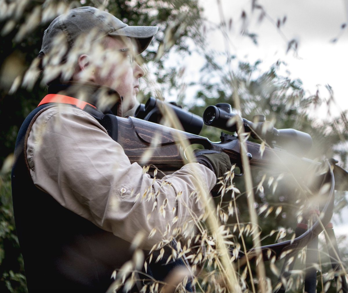 Mauser_USA's tweet photo. Blending in with a standout rifle.
π·: @norhunt_as
#mauserm12 #mauserm12max #mauserrifle #huntingrifle #gonehunting #happyhunting #m12max #rifles #hunters #guns #firearms #mauser https://t.co/ecmLS3psZN