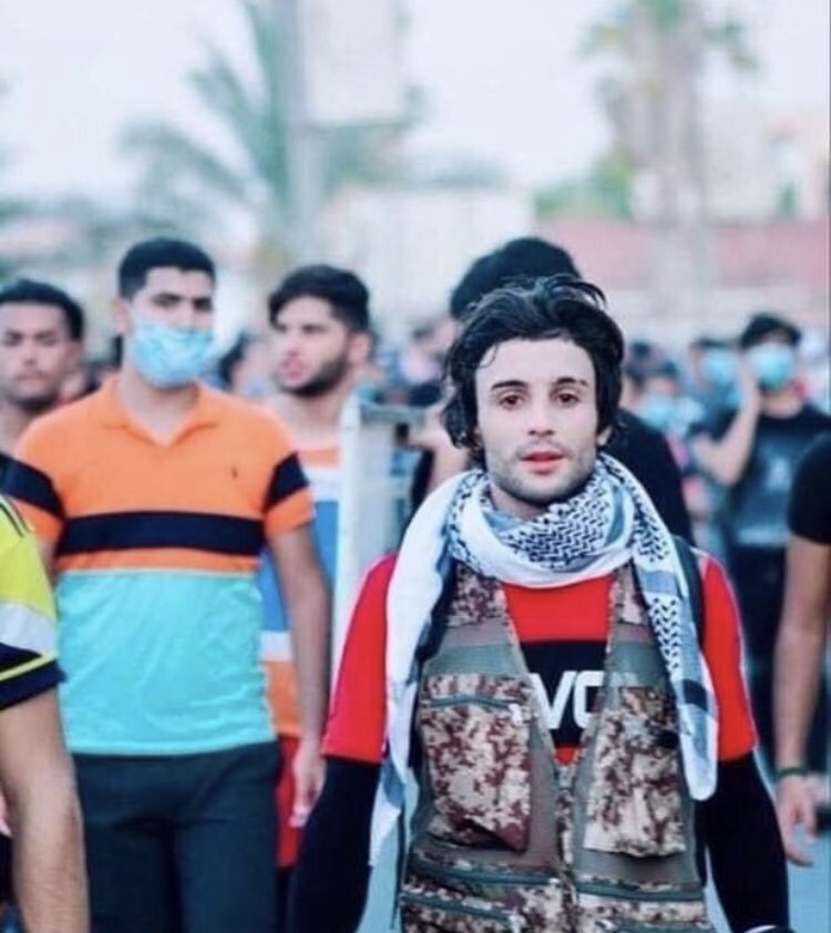 شباب فدوه انشرو على سيف ولله ميستاهل هيج اذا مخطوف 
انسان نظيف و مخلص من گلب ولسان للثورة 

هاذ منشور اله قبل ساعات على الفيس 
تعبنا وبس ندفع الثمن مو وكتك هسه البصرة ترديك والعراق يريدك

البصرة ساحة خطف اغتيالات اعتقالات لشوكت؟ خربدينكم

#سيف_علي_وين
#الحرية_لمعتقلي_البصرة