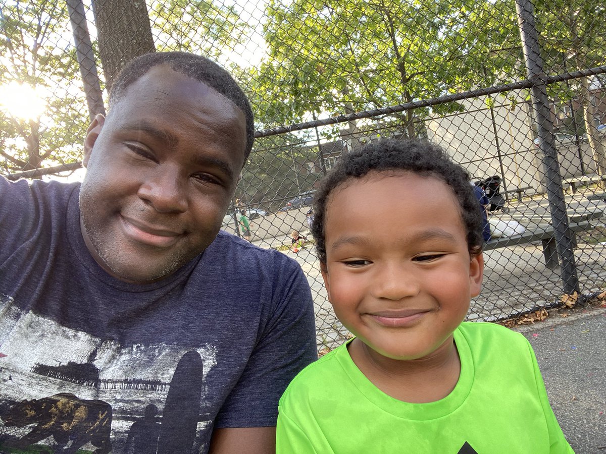 KahlilGJackson's tweet photo. Just a couple of guys hanging in the park having fun. And don’t worry we do have mask. #park #nycparks #queens #fatherandson #daddytime #play60 #healthylifestyle #fitnessmotivation #love #helookslikeme #myson #actorfather #actor #actorlife https://t.co/218VkkE64q