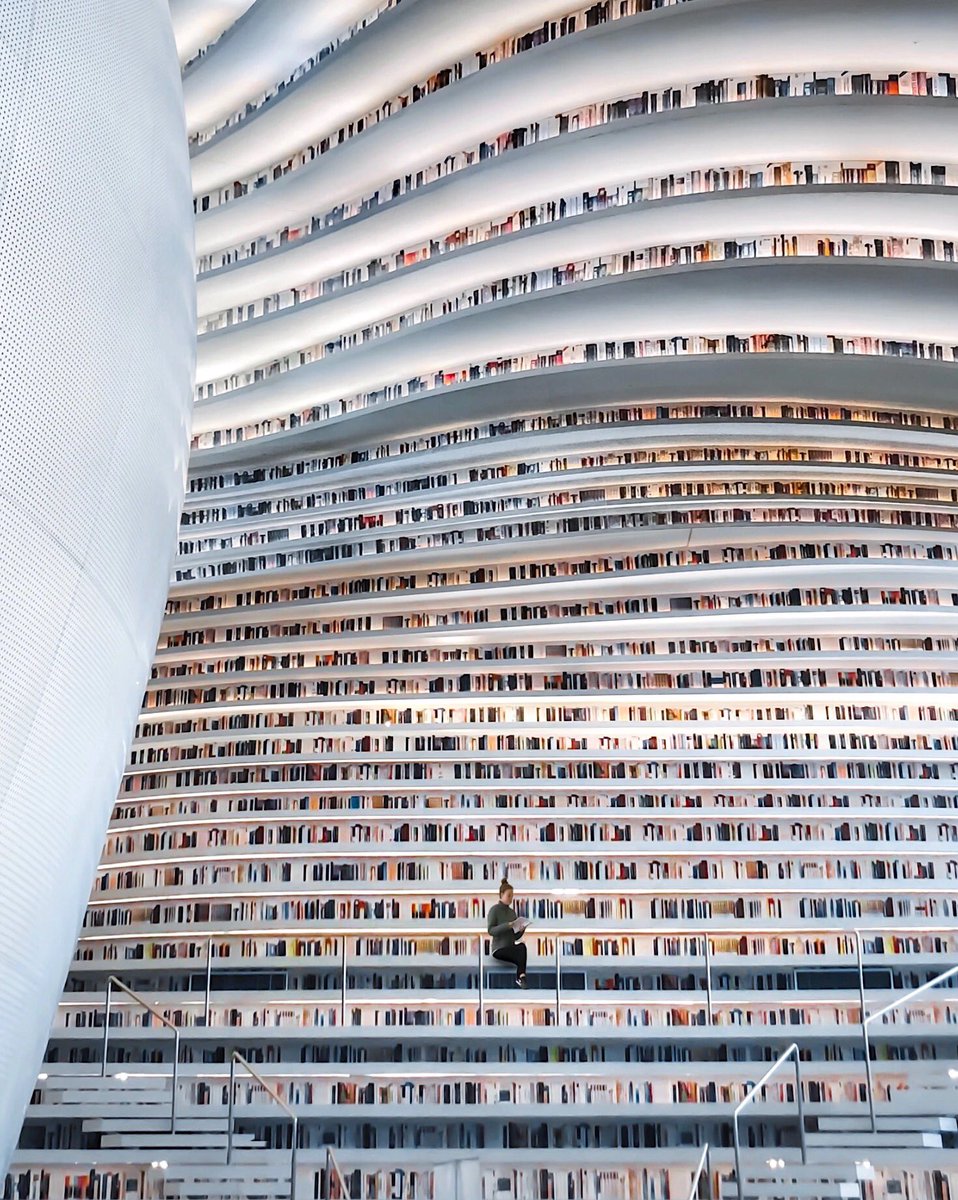 The futuristic Tianjin Binhai Library in China, home to 1.2 million books.