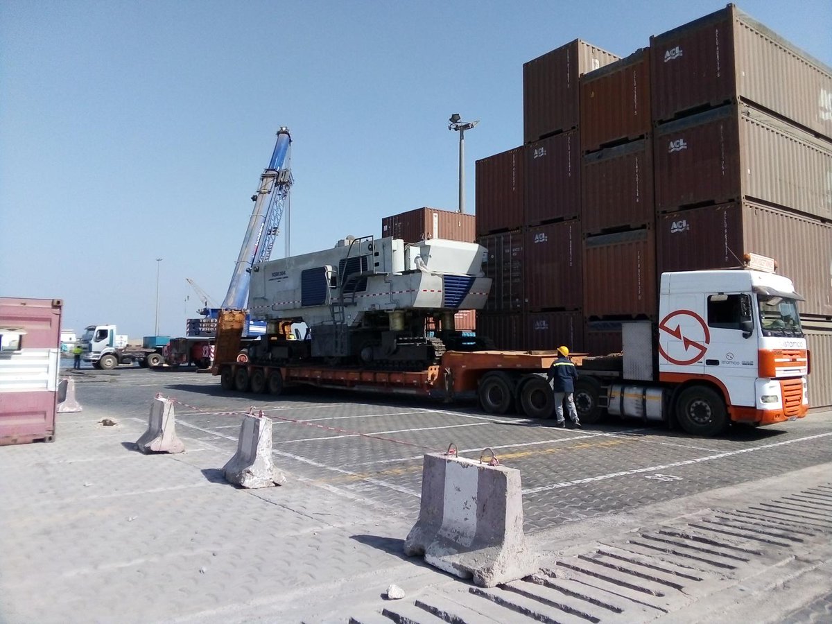 aflomagazine's tweet photo. DHL Global Forwarding successfully transports a cargo project between India and Senegal.
#Senegal #transport #logistics #supplychain #cargoproject #industry #cement
https://t.co/j35x9BJIn6 https://t.co/7RiZW58UwR