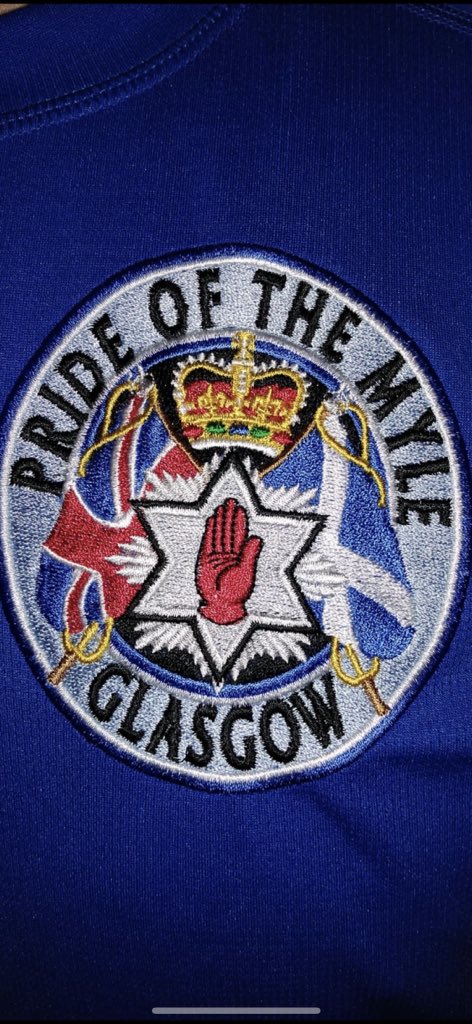 POTM__'s tweet photo. Same faces , new enthusiasm , new badge 🇬🇧🇬🇧 https://t.co/TIuOa4f6WF