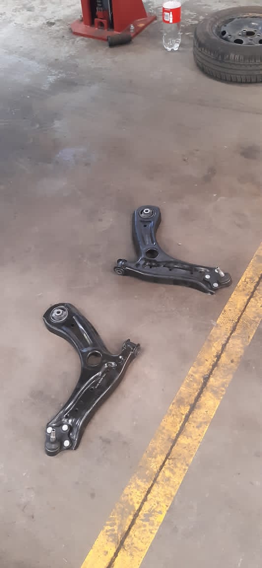 AutoMoyakhe's tweet photo. A polo was in for installation of brake pads @AutoMoyakhe do visit and inquiries moyakhe@workmail.co.za or DM https://t.co/58YYY2oOrI