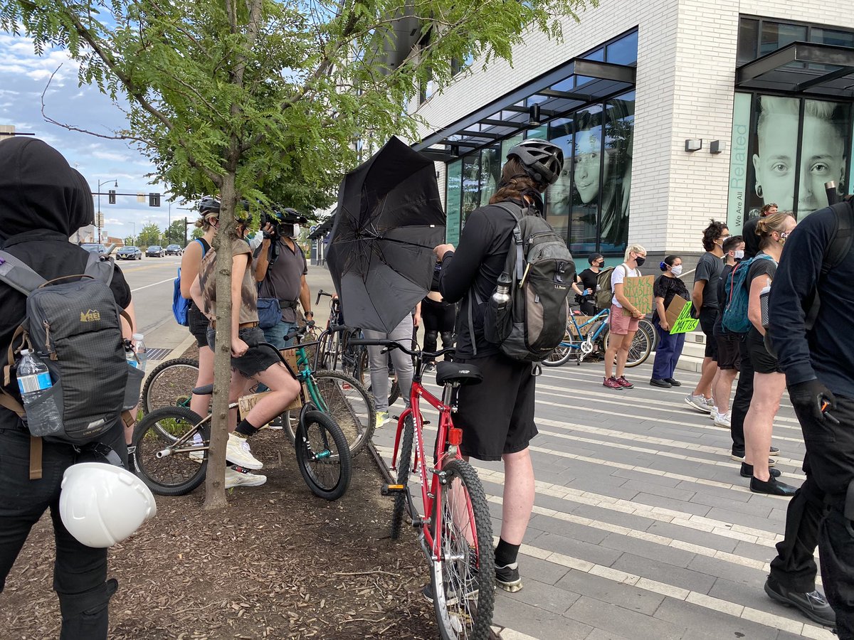 Some media members are being blocked from gathering footage by protestors with black umbrellas. This has become more common at recent demonstrations.  @905wesa