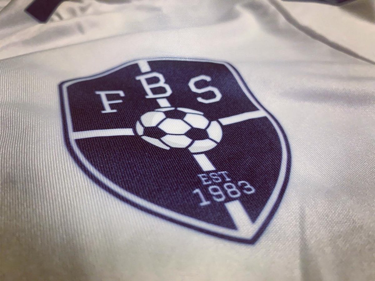 323sports's tweet photo. ⚽️ + 323 Custom = 🔥
#323custom #customsoccer #soccer #323sports https://t.co/5a2hNYhyZX
