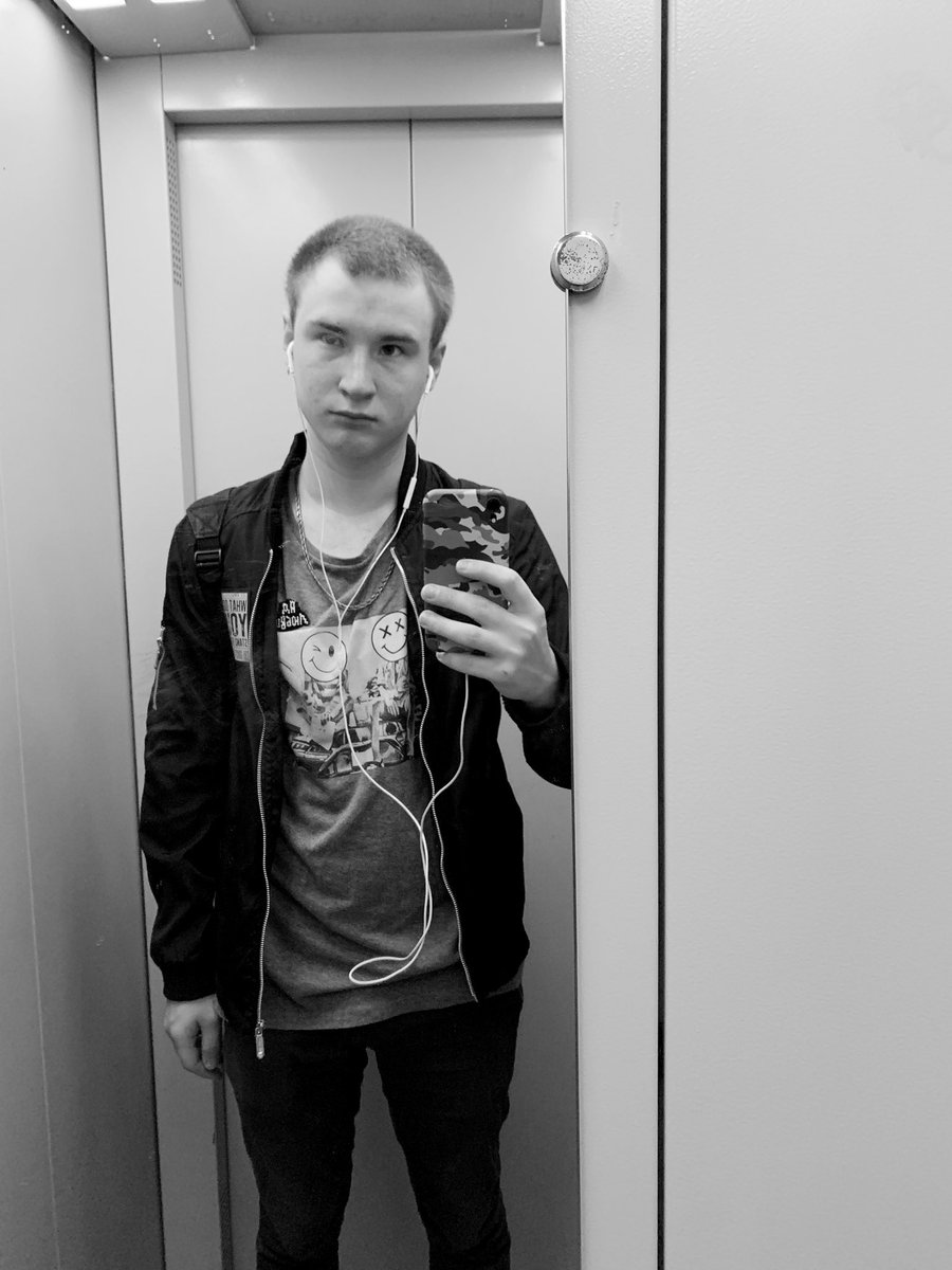 Nikitosik45 tweet picture