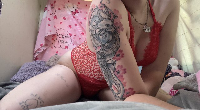 lilretired's tweet photo. Hehe new posts up 💜 #onlyfans #sexy #imakecontent #babe #altgirl https://t.co/HYKdxQkgFL