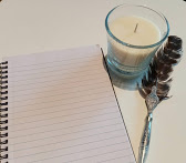 I can honestly say I never expected a candle to need a review, but I'll give it a bash. <a href="/Glade/">Glade®</a> <a href="/SCJohnson/">SC Johnson</a>  shiant.blogspot.com/2020/08/bzzage…