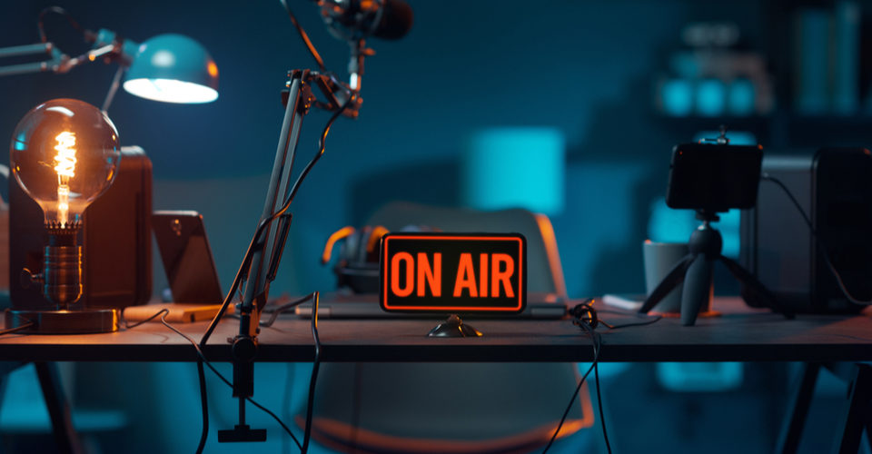 We're rebooting the #GenesisWP Community Livecast! Join us next Tuesday, August 25th, for an interview with WordPress co-creator <a href="/mikelittlezed1/">Mike Little</a> and Genesis community leaders <a href="/TheCre8tiveDiva/">Anita</a> and <a href="/Sandee_Jackson/">Sandee Jackson, CNP</a>. #GenesisLivecast wpeng.in/2a9fd4/