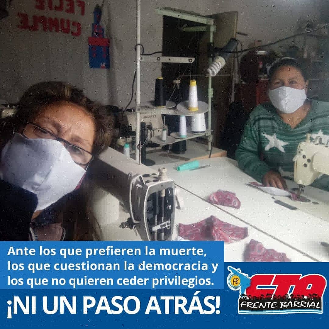 Ctasm3dF's tweet photo. Ante lxs que prefieren la muerte, lxs que cuestionan la democracia y lxs que no quieren ceder privilegios.

¡NI UN PASO ATRÁS!

#FrenteBarrialCTA https://t.co/V0BGr2Paey
