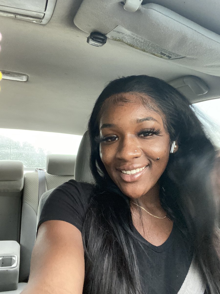 svraya_'s tweet image. Filly fa what?🥰  #Bottomlinelashes 😻