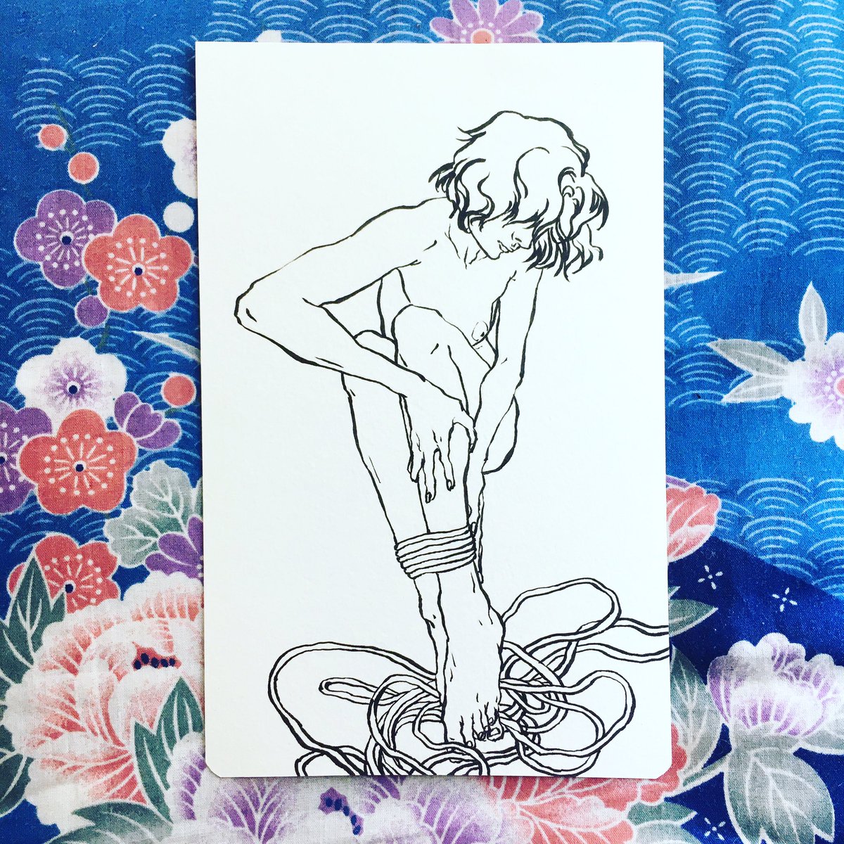 moon_creeper's tweet photo. New batch of mini originals available in my sh0p! Link in bi0. 
🌿
Was planning to throw the first one away because I thought I messed up the watercolors...hence the random “happy bird” 😅
#newfigurativeart #symbolicart #darksurrealism #artwitch #witchart #darkart #occultart https://t.co/tUF1w6Sk3M