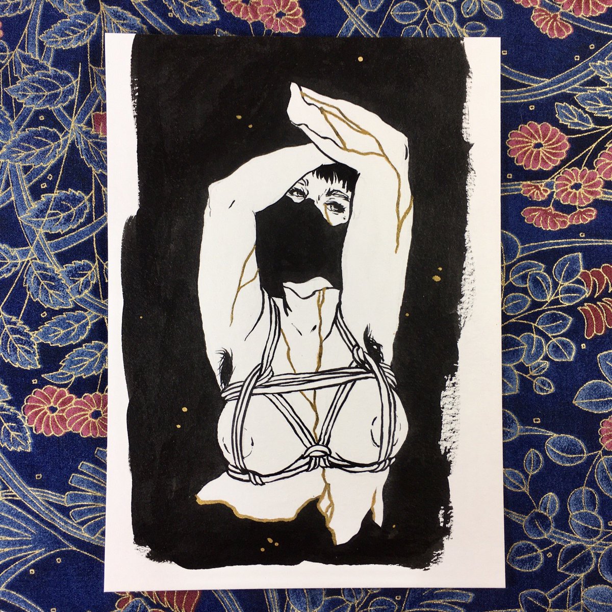 moon_creeper's tweet photo. New batch of mini originals available in my sh0p! Link in bi0. 
🌿
Was planning to throw the first one away because I thought I messed up the watercolors...hence the random “happy bird” 😅
#newfigurativeart #symbolicart #darksurrealism #artwitch #witchart #darkart #occultart https://t.co/tUF1w6Sk3M