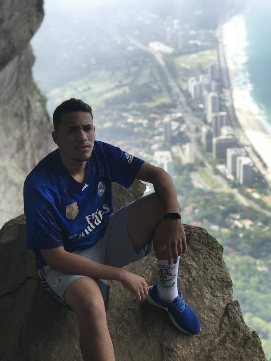 Cassioffc_EDM's tweet photo. Errejota 🚀🧘🏽‍♂️ https://t.co/tzdf3aVigc